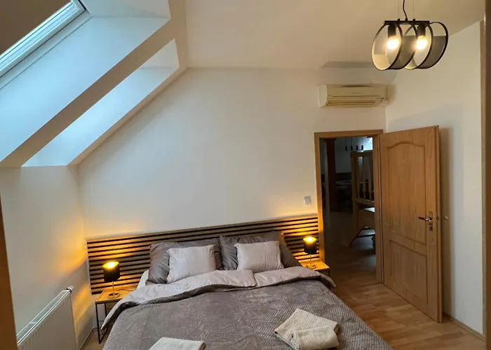 Nerudova Apartamento *