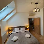 Nerudova Appartamento *