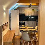 Appartamento Nerudova