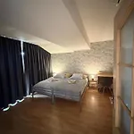 Nerudova Appartamento *