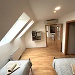 Appartamento Nerudova
