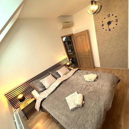 Nerudova Apartment *