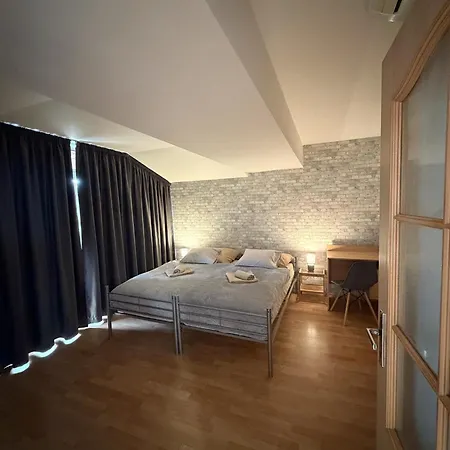 Nerudova Apartment *