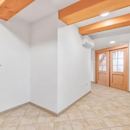 Nerudova Apartment *